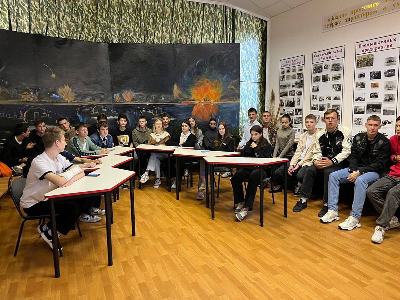 Донские школьники познакомили ребят из Липецкой области с мультимедийным образовательным курсом «Стереотипы о выборах»
